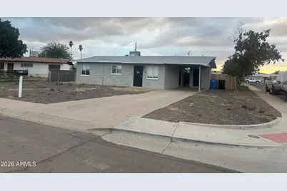 5222 S 13th Way, Phoenix, AZ 85040 - Photo 1