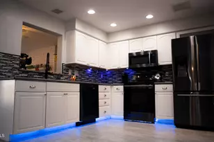 5626 W Cheryl Dr, Glendale, AZ 85302 - Photo 7