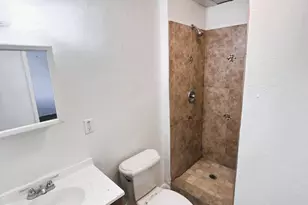 219 W Kinderman Dr, Avondale, AZ 85323 - Photo 9