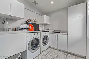 8302 E Heatherbrae Dr, Scottsdale, AZ 85251 - Photo 31