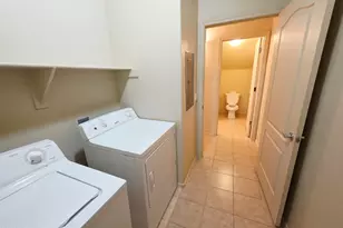 2727 N Price Rd, Chandler, AZ 85224 - Photo 15