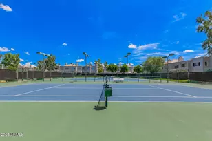 8989 N Gainey Center Dr, Scottsdale, AZ 85258 - Photo 29