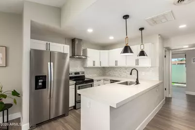 2823 N 49th Place, Phoenix, AZ 85008 - Photo 9