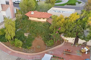 12054 S Tonalea Dr, Phoenix, AZ 85044 - Photo 9