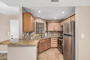 3845 E Greenway Rd, Phoenix, AZ 85032 - Photo 9