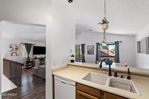 921 S Val Vista Dr, Mesa, AZ 85204 - Photo 11