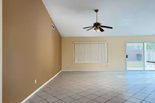 7283 W Tina Ln, Glendale, AZ 85310 - Photo 3