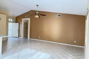 7283 W Tina Ln, Glendale, AZ 85310 - Photo 9