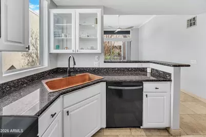 3633 N 3rd Avenue #2060, Phoenix, AZ 85013 - Photo 5