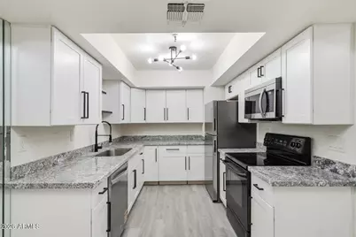 4444 E Paradise Village Parkway N #251, Phoenix, AZ 85032 - Photo 9