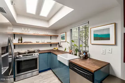 100 E Fillmore Street #113, Phoenix, AZ 85004 - Photo 11