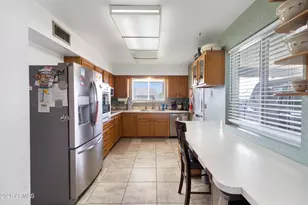 9924 W Audrey Dr, Sun City, AZ 85351 - Photo 9