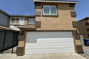 2616 E Southgate Ave, Phoenix, AZ 85040 - Photo 1