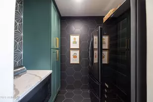 541 W Palm Ln, Phoenix, AZ 85003 - Photo 17