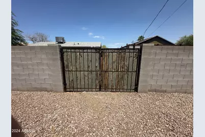 2616 E Southgate Avenue #2, Phoenix, AZ 85040 - Photo 25