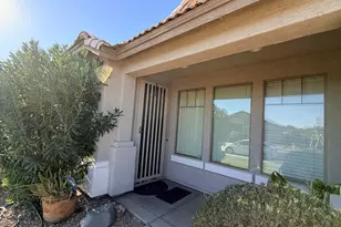 10894 W Davis Ln, Avondale, AZ 85323 - Photo 3