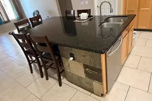 10894 W Davis Ln, Avondale, AZ 85323 - Photo 13