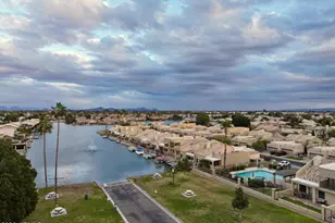 9056 W Port Royale Ln, Peoria, AZ 85381 - Photo 35