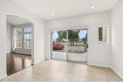 9056 W Port Royale Lane, Peoria, AZ 85381 - Photo 15