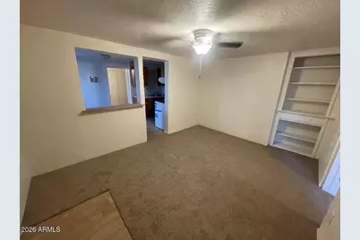 241 E Elwood Street #2, Phoenix, AZ 85040 - Photo 3