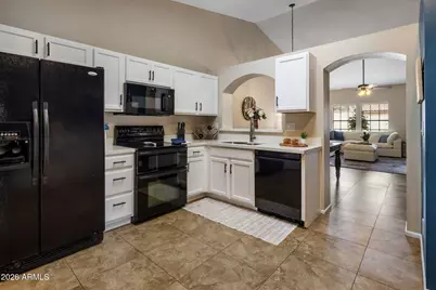 338 N Heritage Drive, Gilbert, AZ 85234 - Photo 5