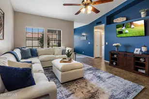 338 N Heritage Dr, Gilbert, AZ 85234 - Photo 3