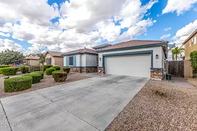 744 W Desert Hollow Drive, San Tan Valley, AZ 85143 - Photo 5