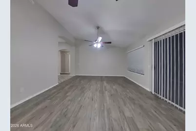 8621 W Willow Avenue, Peoria, AZ 85381 - Photo 3