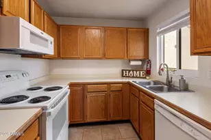 5518 E Lindstrom Ln, Mesa, AZ 85215 - Photo 9