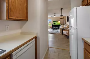 5518 E Lindstrom Ln, Mesa, AZ 85215 - Photo 11