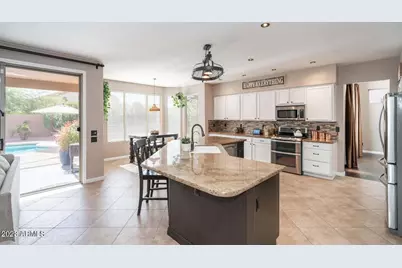 4621 E Kirkland Road, Phoenix, AZ 85050 - Photo 9