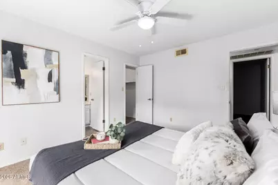 3033 N 37th Street #1, Phoenix, AZ 85018 - Photo 9