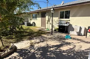 8219 W Piccadilly Rd, Phoenix, AZ 85033 - Photo 35