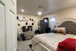 8219 W Piccadilly Rd, Phoenix, AZ 85033 - Photo 23