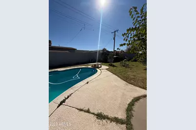 8219 W Piccadilly Road, Phoenix, AZ 85033 - Photo 33