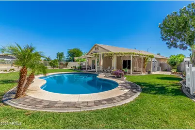 601 S 123rd Drive, Avondale, AZ 85323 - Photo 5