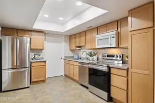 4343 E Osborn Rd, Phoenix, AZ 85018 - Photo 7