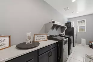 1462 W Macaw Dr, San Tan Valley, AZ 85140 - Photo 33