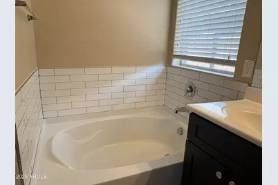 2190 E Hazeltine Way, Gilbert, AZ 85298 - Photo 11