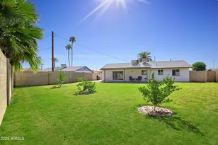 2624 W Charter Oak Rd, Phoenix, AZ 85029 - Photo 33