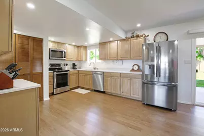 2624 W Charter Oak Road, Phoenix, AZ 85029 - Photo 13