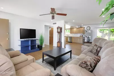 2624 W Charter Oak Road, Phoenix, AZ 85029 - Photo 7