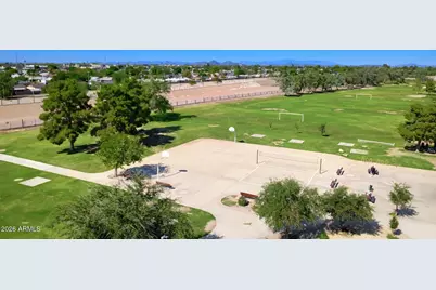 2624 W Charter Oak Road, Phoenix, AZ 85029 - Photo 39