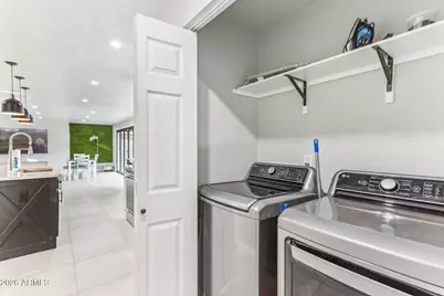 8725 E Osborn Road, Scottsdale, AZ 85251 - Photo 23