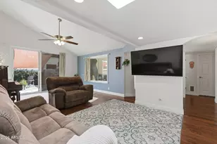 270 E Kroll Dr, Gilbert, AZ 85234 - Photo 11