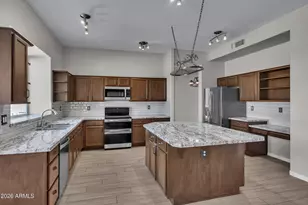 3108 E Wildwood Dr, Phoenix, AZ 85048 - Photo 13