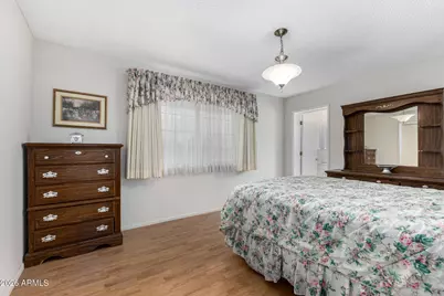 10415 W Cinnebar Avenue, Sun City, AZ 85351 - Photo 19