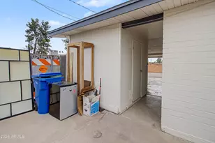 1129 N Wedgewood Cir, Mesa, AZ 85203 - Photo 29