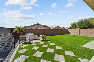 18335 W Lundberg St, Surprise, AZ 85388 - Photo 3