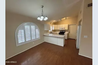 12813 W Palm Lane, Avondale, AZ 85392 - Photo 3